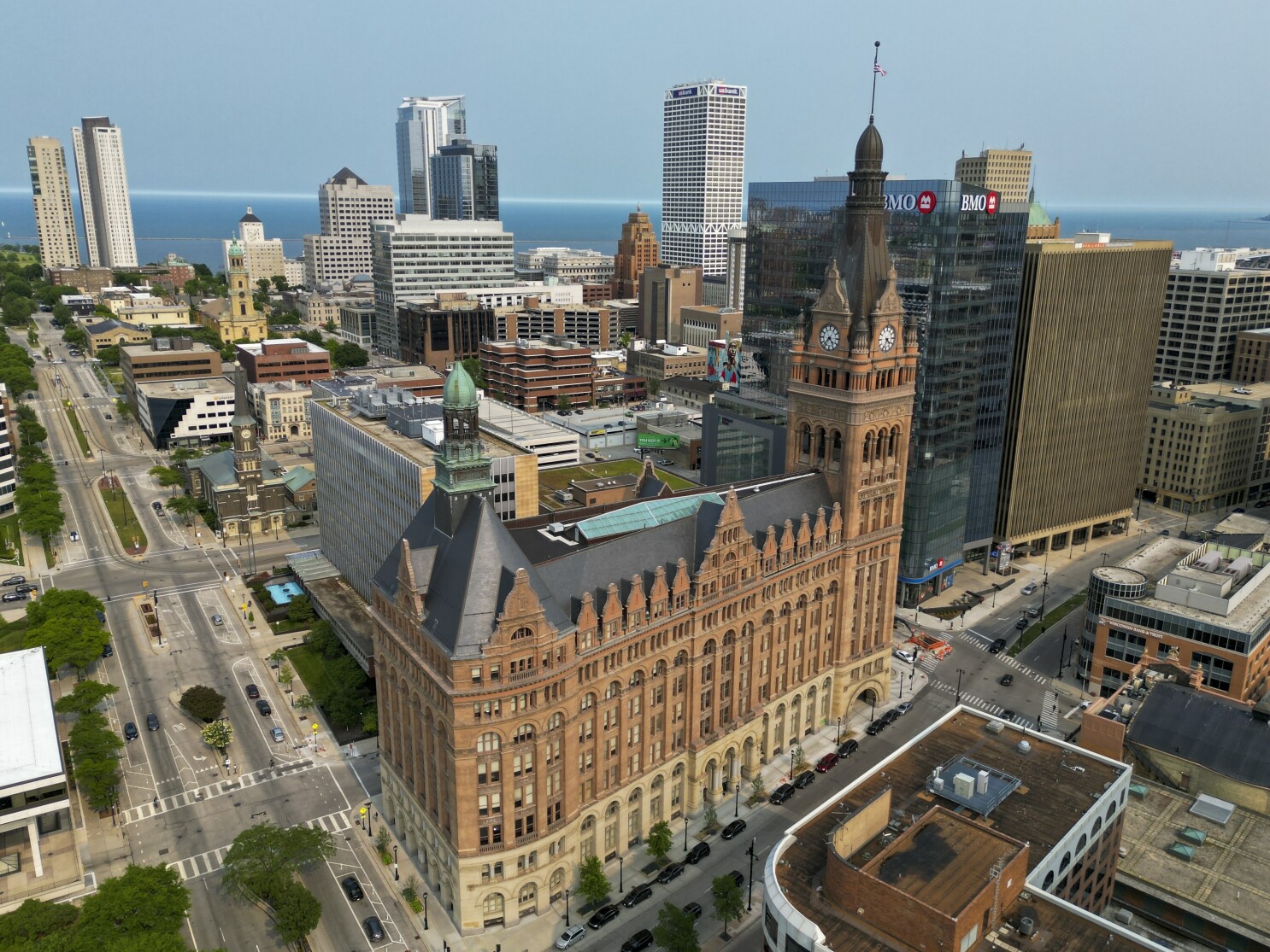 Milwaukee 2025